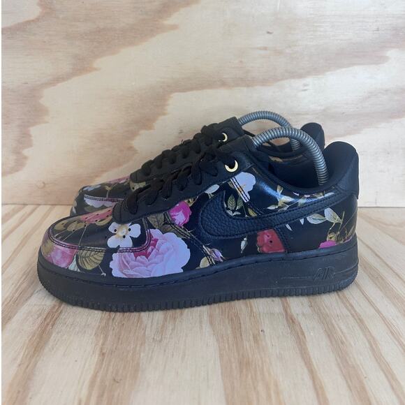 Nike - Air Force 1 Low Floral - Sneakers - Black - Women's - 8.5 - AO1017-002 - Picture 3 of 9